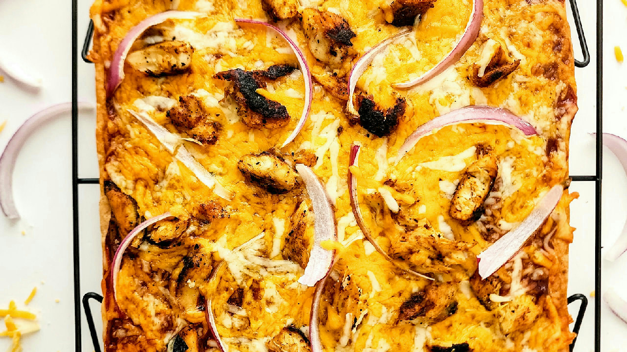BBQ Chicken Flatbread Pizza