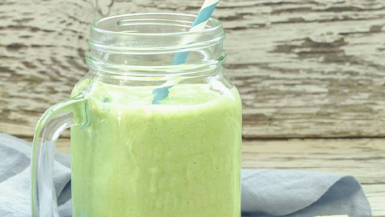 Refreshing Honeydew Smoothie