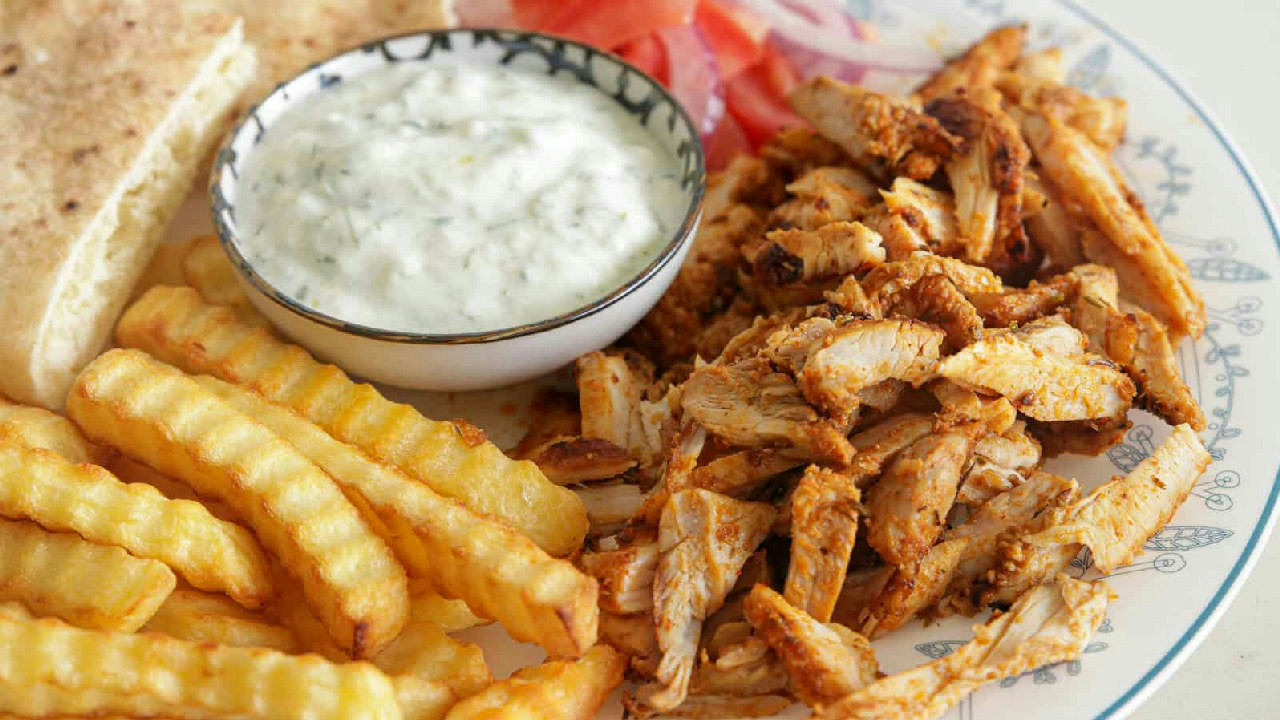Juicy Chicken Gyros with Easy Greek Marinade The Cooking Foodie