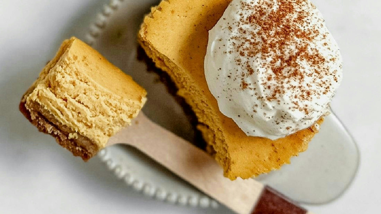 mini pumpkin cheesecakes