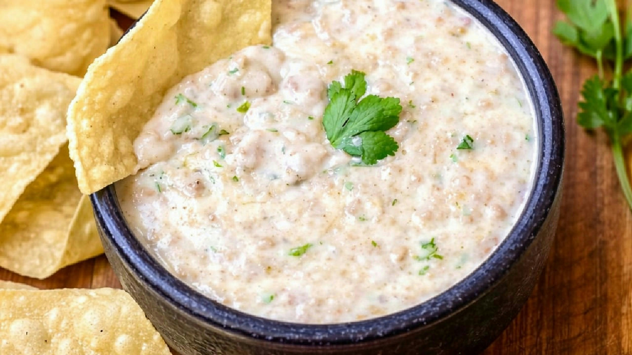 Creamy Queso Dip with Ground Beef (No Velveeta)