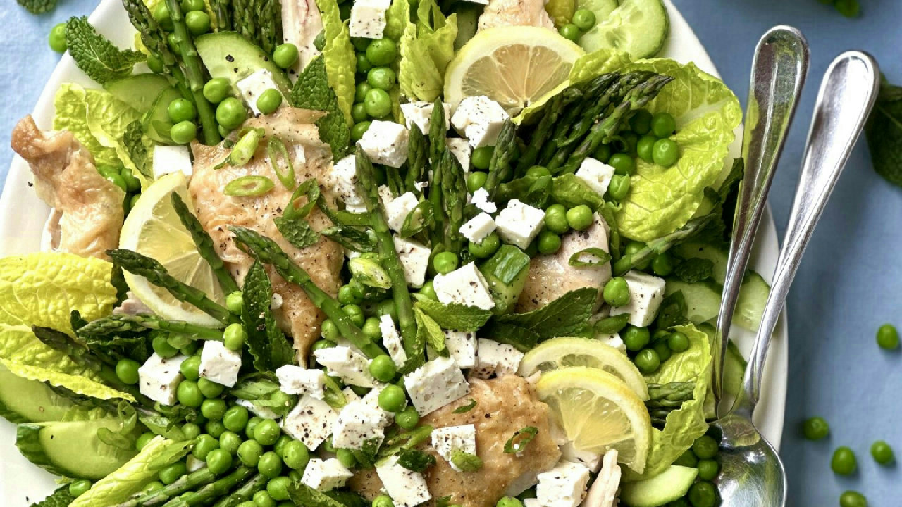 Spring Salad with Chicken and Lemon Dressing