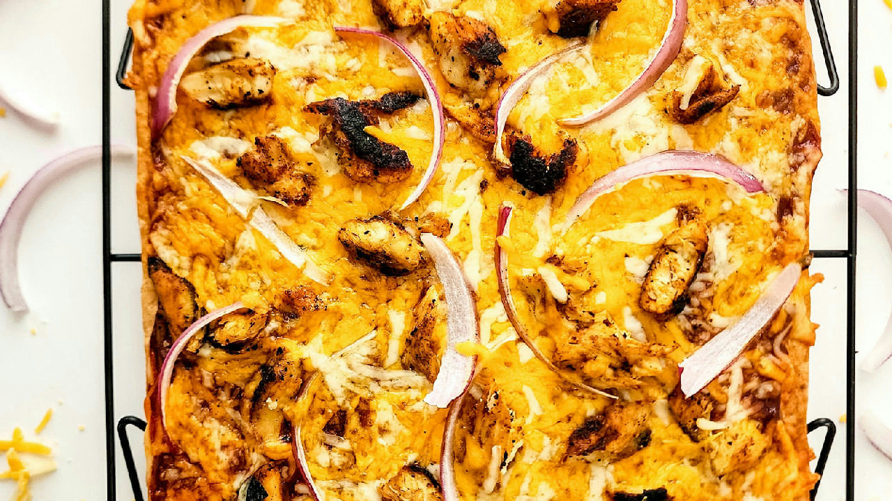 BBQ Chicken Flatbread Pizza