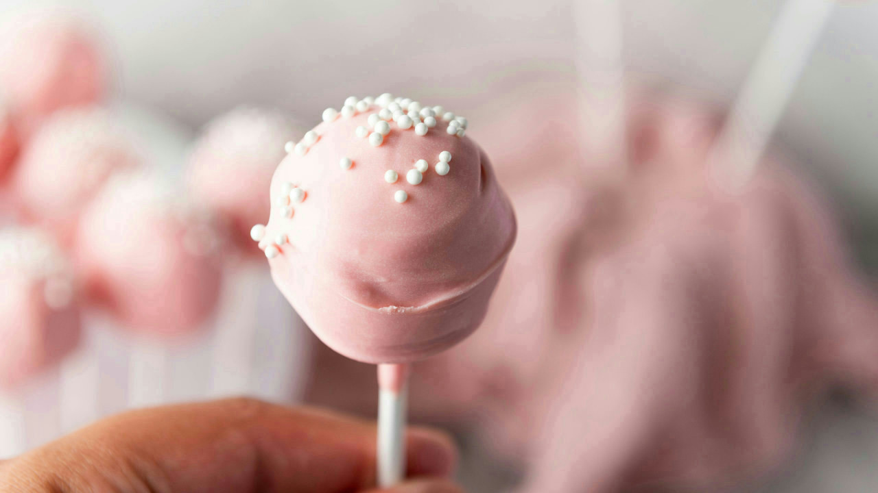 Pink Vanilla Cake Pops Pink Vanilla Cake Pops