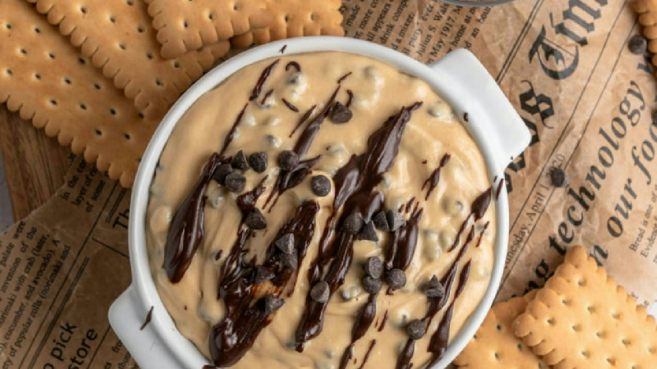 Peanut Butter Buckeye Dip Peanut Butter Buckeye Dip