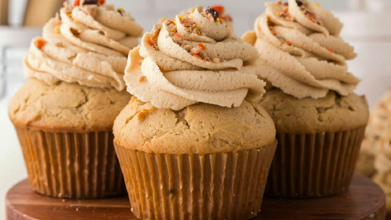 Reese's Peanut Butter Cupcakes Reese's Peanut Butter Cupcakes