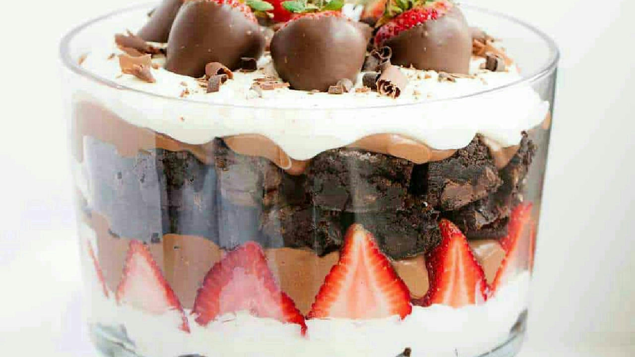 Brownie Strawberry Trifle Brownie Strawberry Trifle