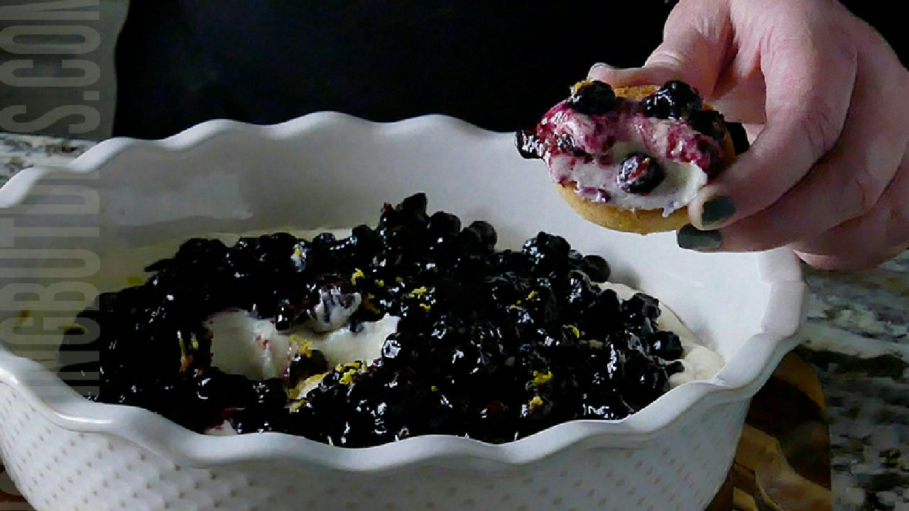 Creamy Blueberry and Lemon Dip Recipe Creamy Blueberry and Lemon Dip Recipe