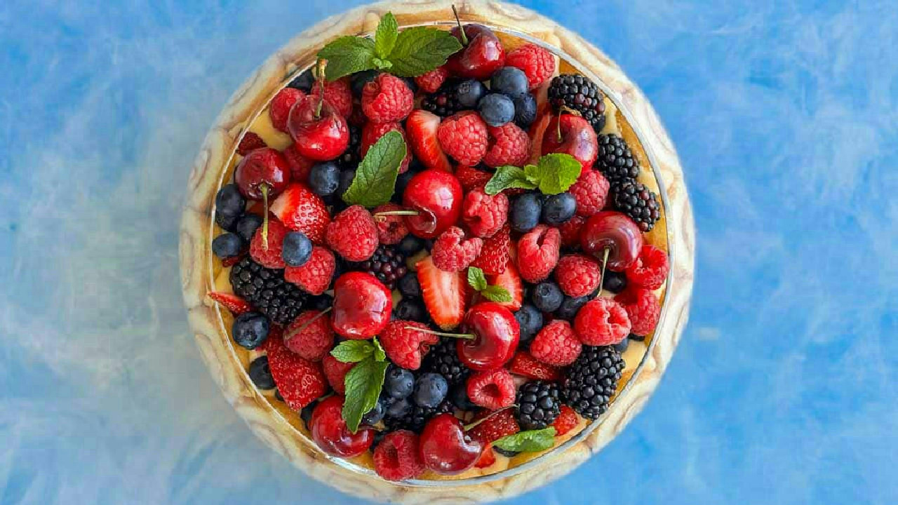 Easy Summer Berry Trifle Recipe Easy Summer Berry Trifle Recipe