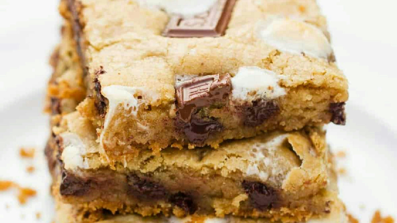 Gooey S'mores Bars Recipe
