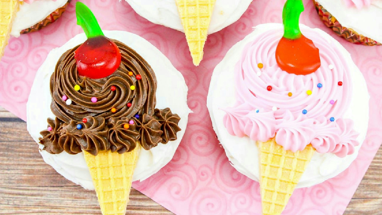 ULTIMATE ICE CREAM CONE CUPCAKES