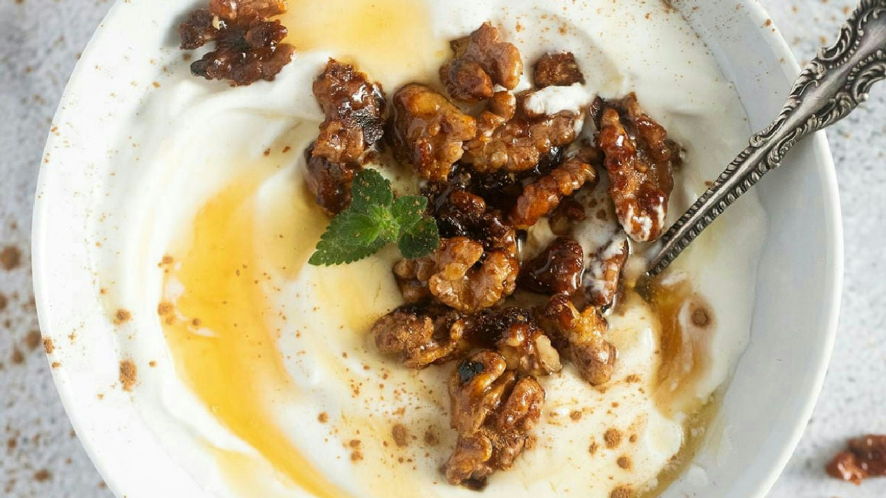 Cottage Cheese with Honey Cottage Cheese with Honey