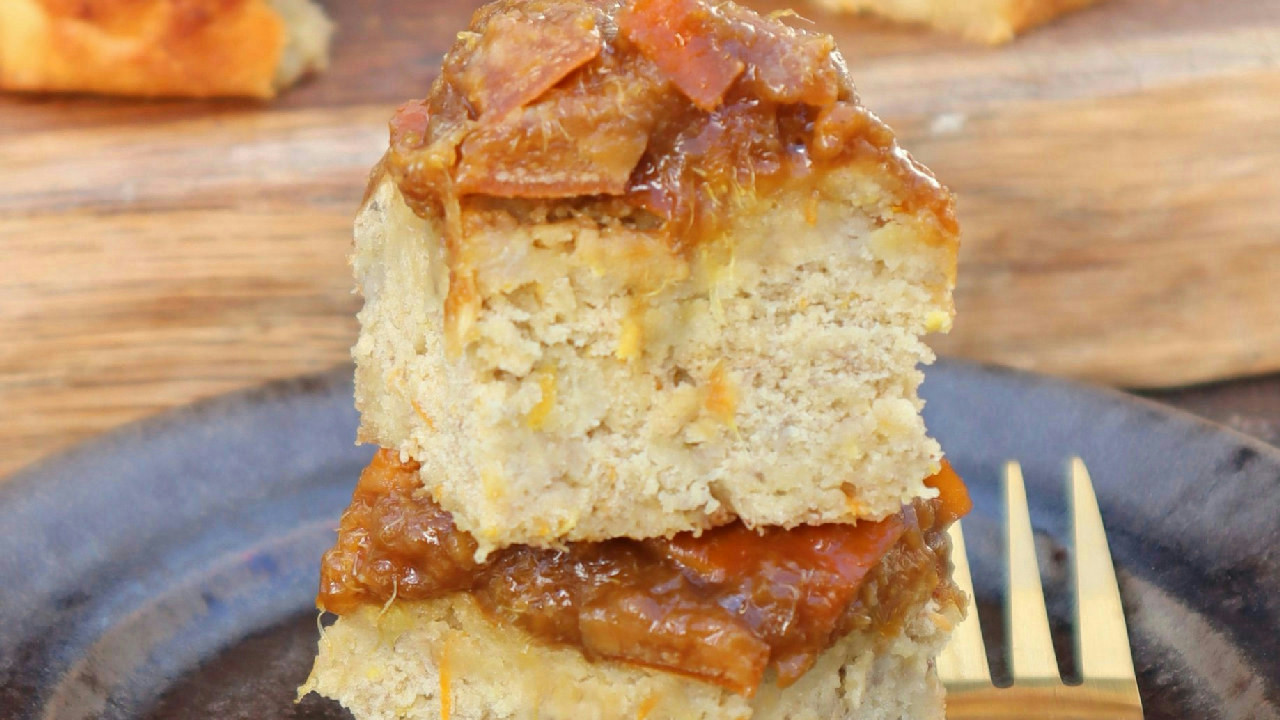 Gluten-free & fat-free orange honey cake bites with marmalade Gluten-free & fat-free orange honey cake bites with marmalade