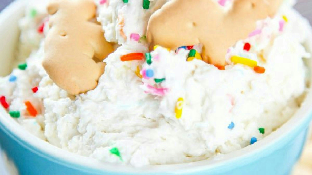 Easy 3 Ingredient Funfetti Dip Easy 3 Ingredient Funfetti Dip