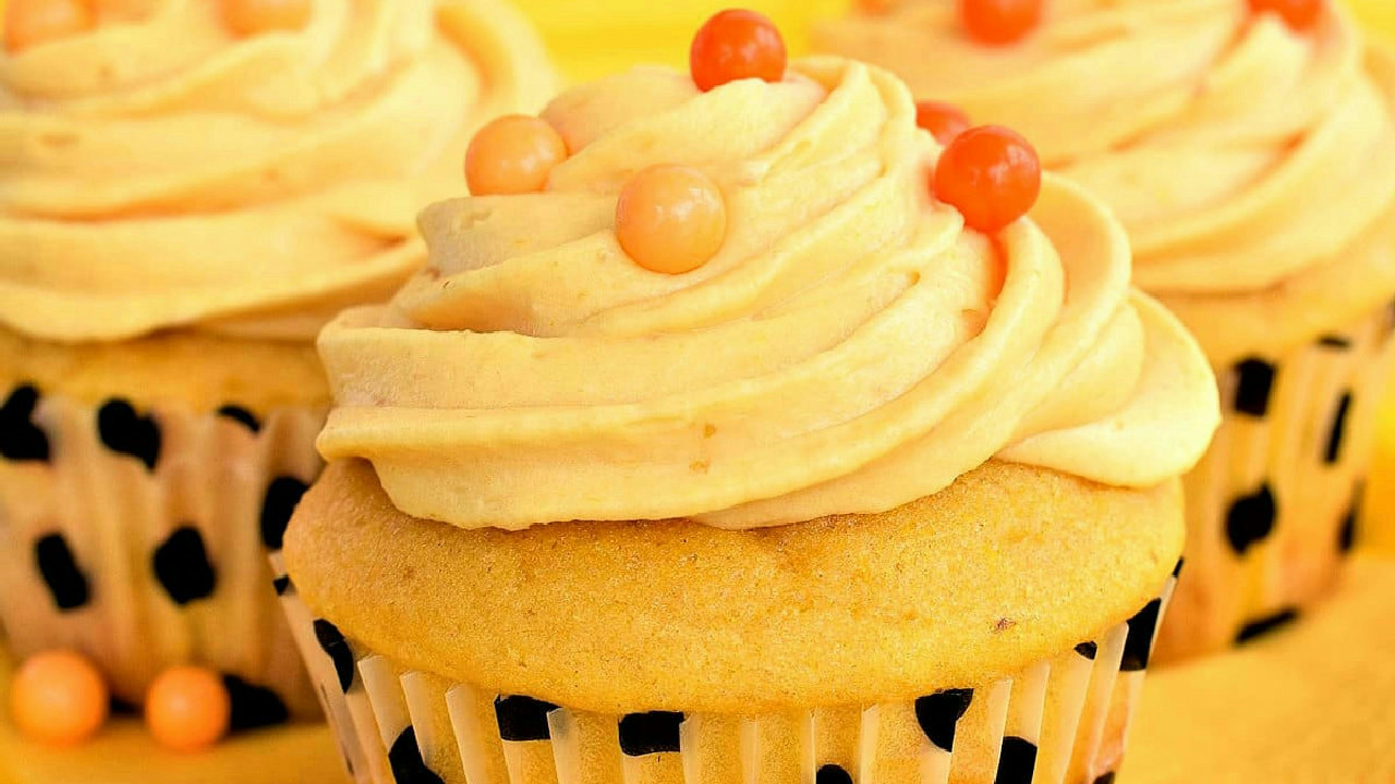 Super Moist Pumpkin Cupcakes Super Moist Pumpkin Cupcakes