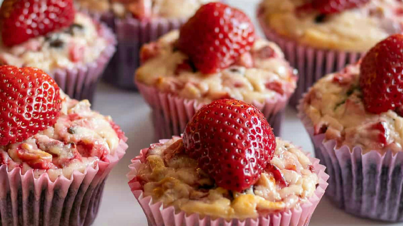 Strawberry Cream Cheese Muffins