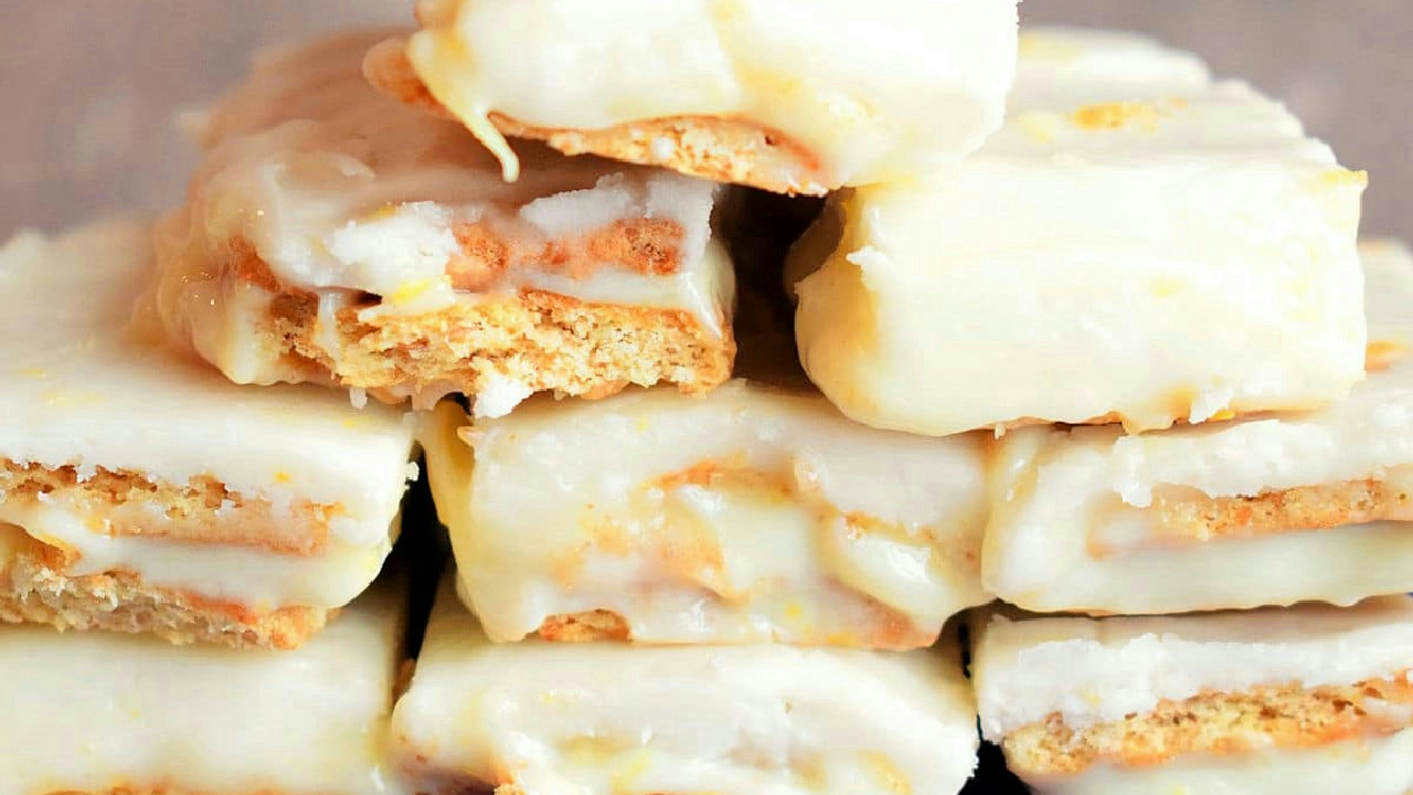 Graham Wafer Lemon Bars