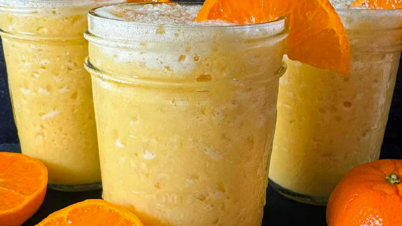 Orange Julius Smoothie Recipe Copycat (featuring Maizly) Orange Julius Smoothie Recipe Copycat (featuring Maizly)