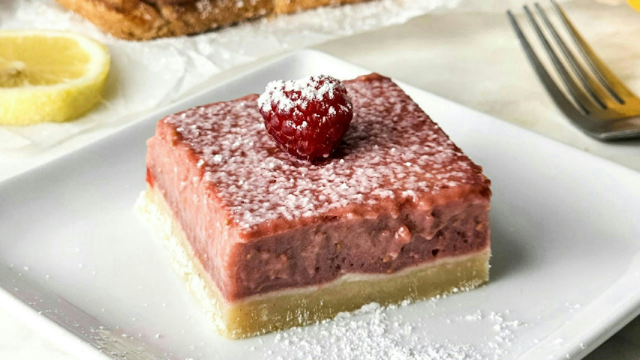 Raspberry Lemon Bars with Buttery Shortbread Crust Raspberry Lemon Bars with Buttery Shortbread Crust