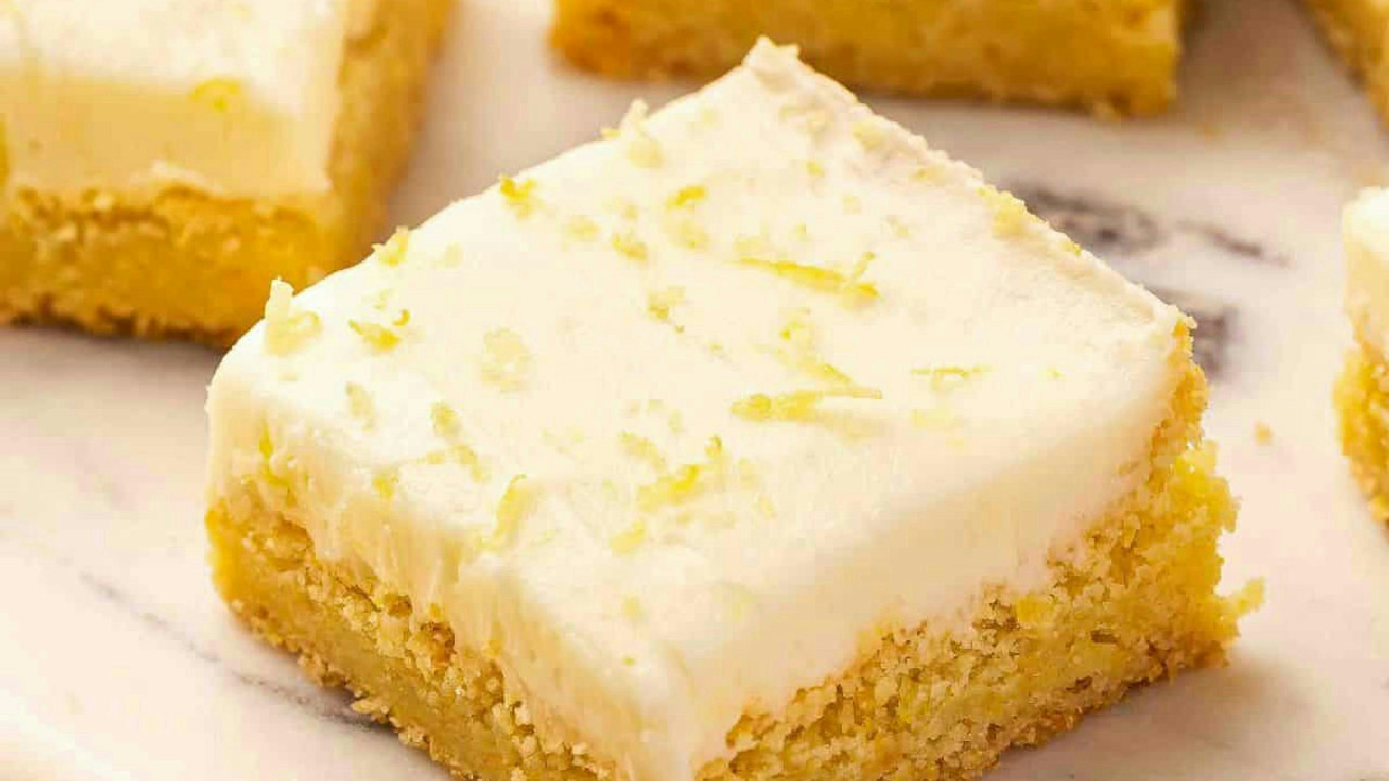 Easy Soft Lemon Sugar Cookie Bars