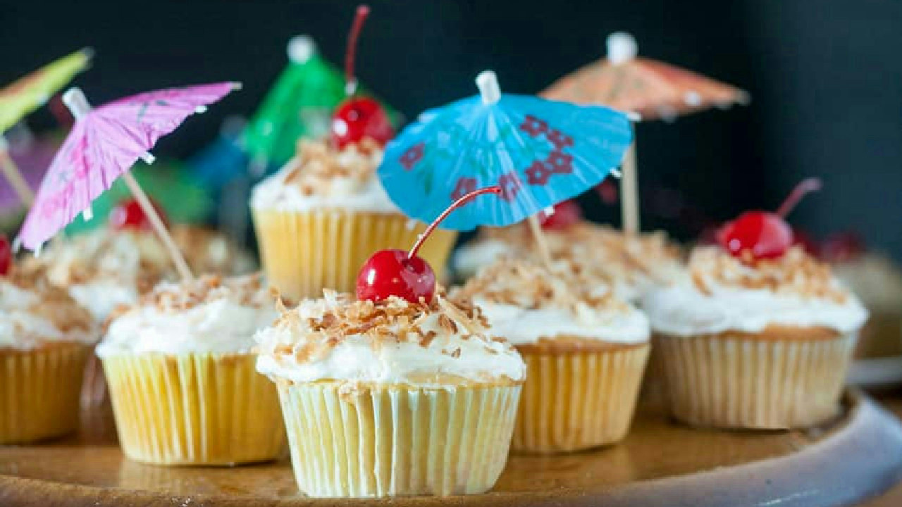 Pina Colada Cupcakes Pina Colada Cupcakes