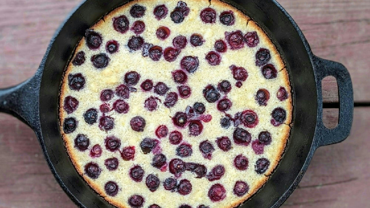 Blueberry Skillet Cake Blueberry Skillet Cake