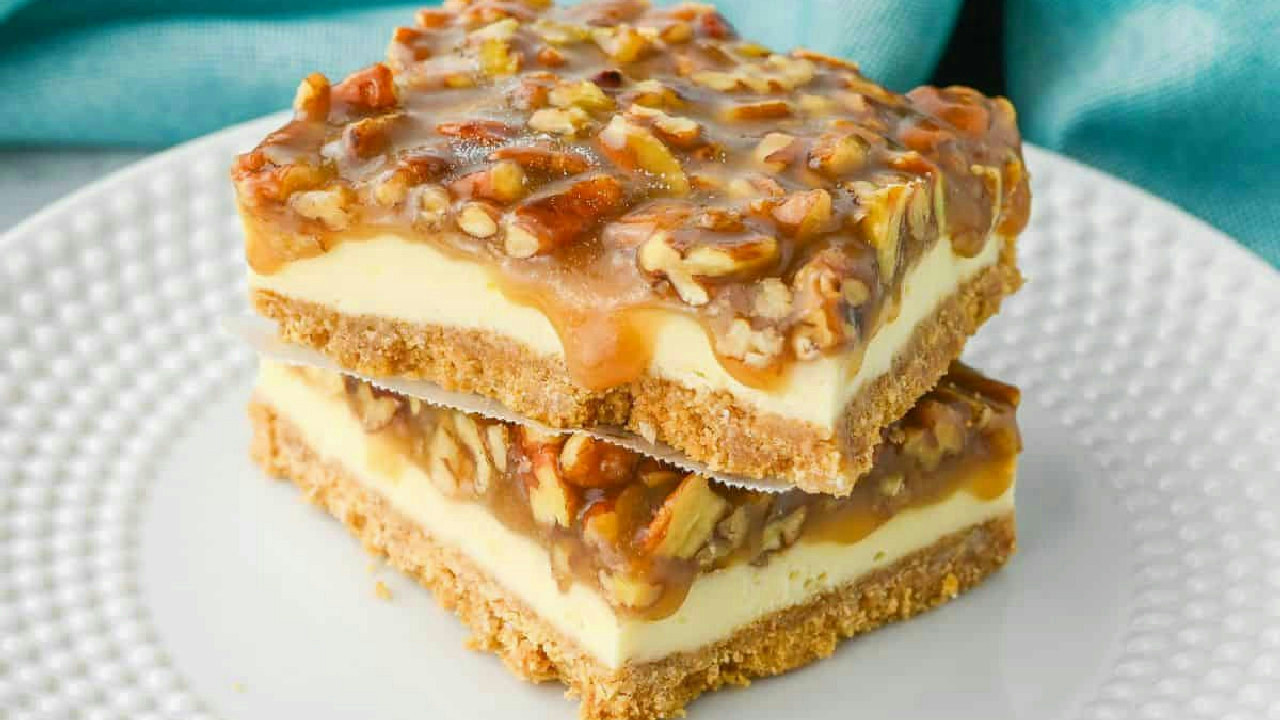 Pecan Pie Cheesecake Bars Recipe