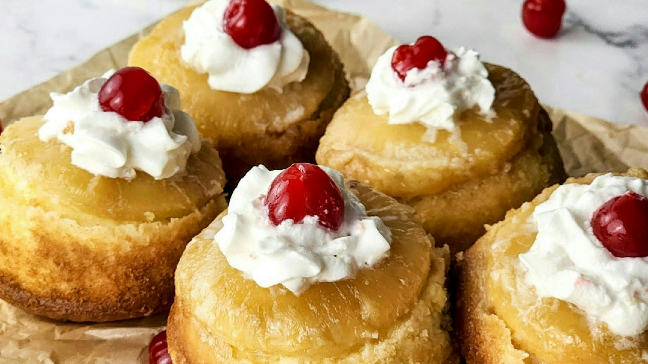 Mini Pineapple Upside Down Cakes Mini Pineapple Upside Down Cakes