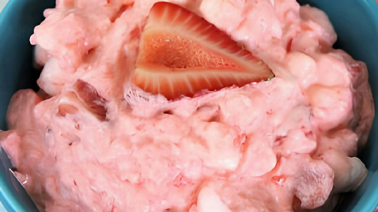 Strawberry Fluff Salad Recipe Strawberry Fluff Salad Recipe