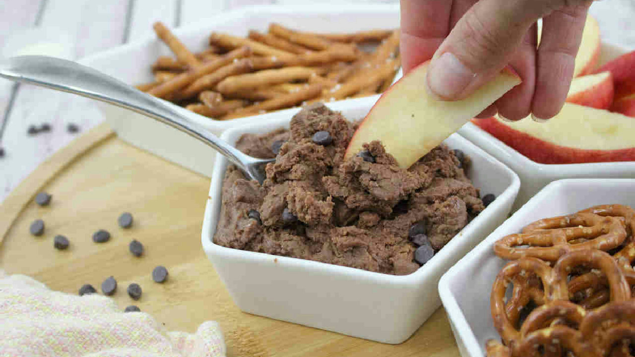 Protein Brownie Batter You Can Eat by the Spoonful Protein Brownie Batter You Can Eat by the Spoonful