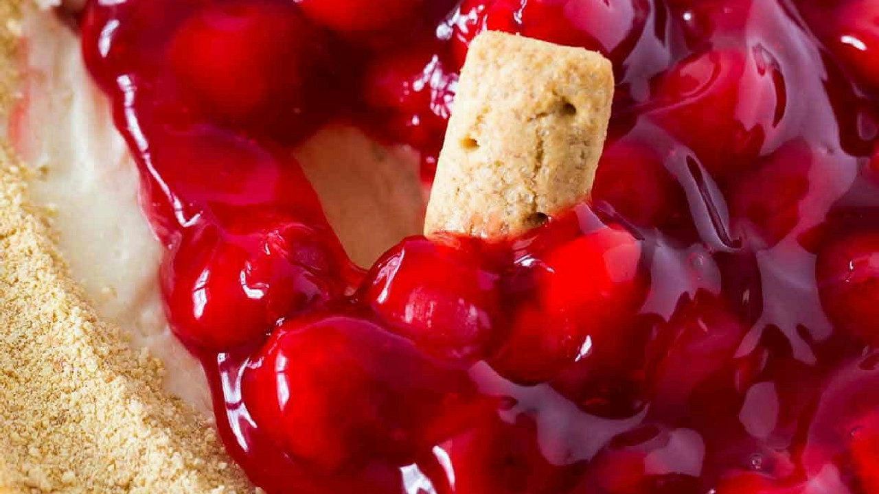 No-Bake Cherry Cheesecake Dip No-Bake Cherry Cheesecake Dip