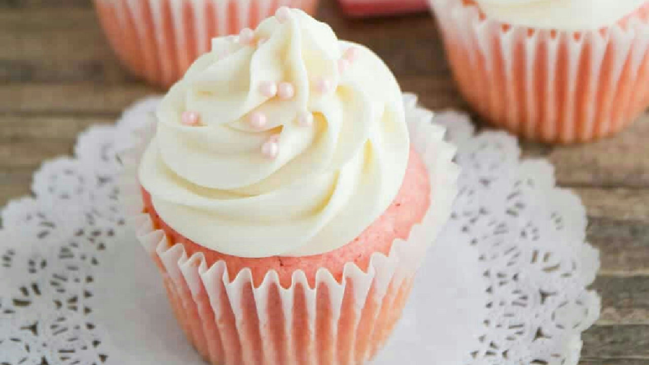 Pink Velvet Cupcakes w/ Cream Cheese Frosting