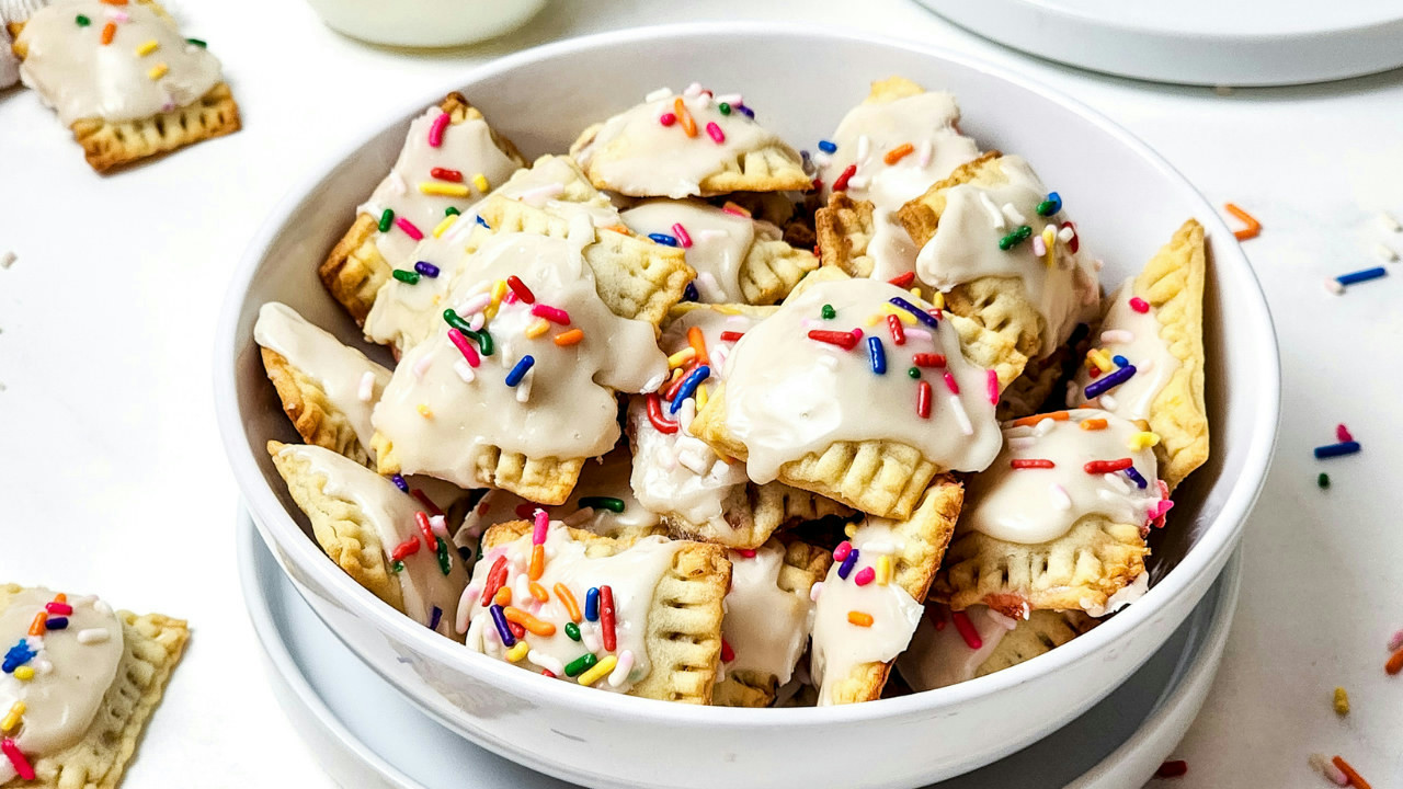 Mini Strawberry Pop Tarts Mini Strawberry Pop Tarts