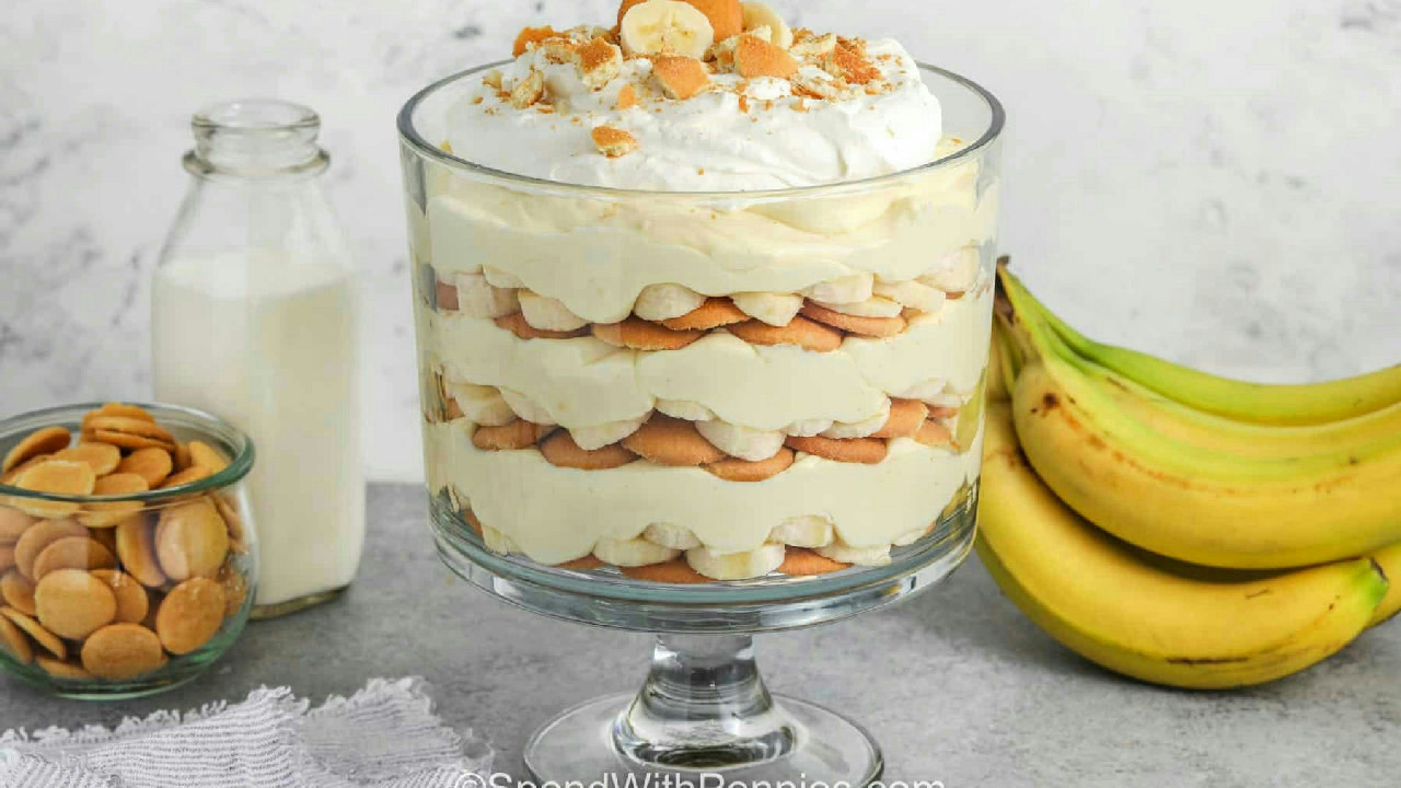 Layered Banana Pudding Is the Make-Ahead Dessert You’ll Crave Layered Banana Pudding Is the Make-Ahead Dessert You’ll Crave
