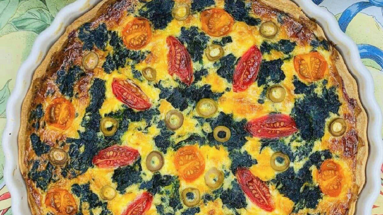 Easy Spinach & Cherry Tomato Quiche