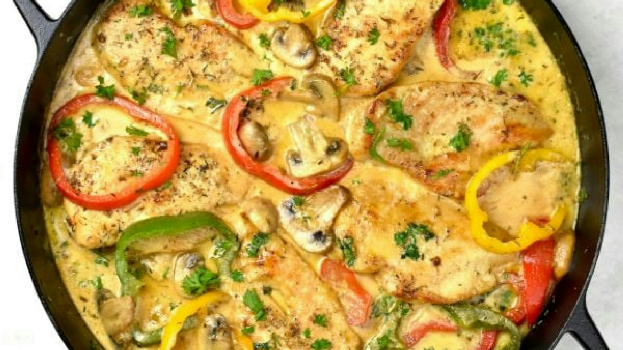 Easy Creamy Chicken Skillet