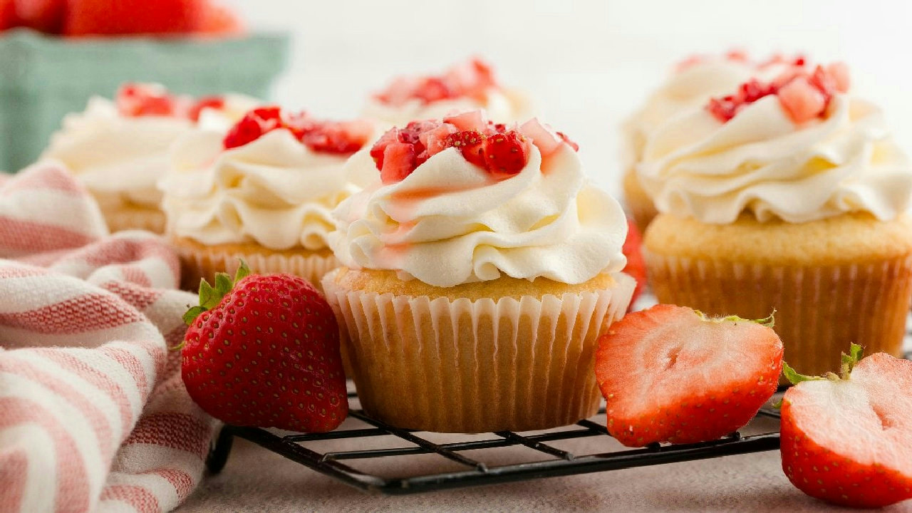 Strawberry Shortcake Cupcakes