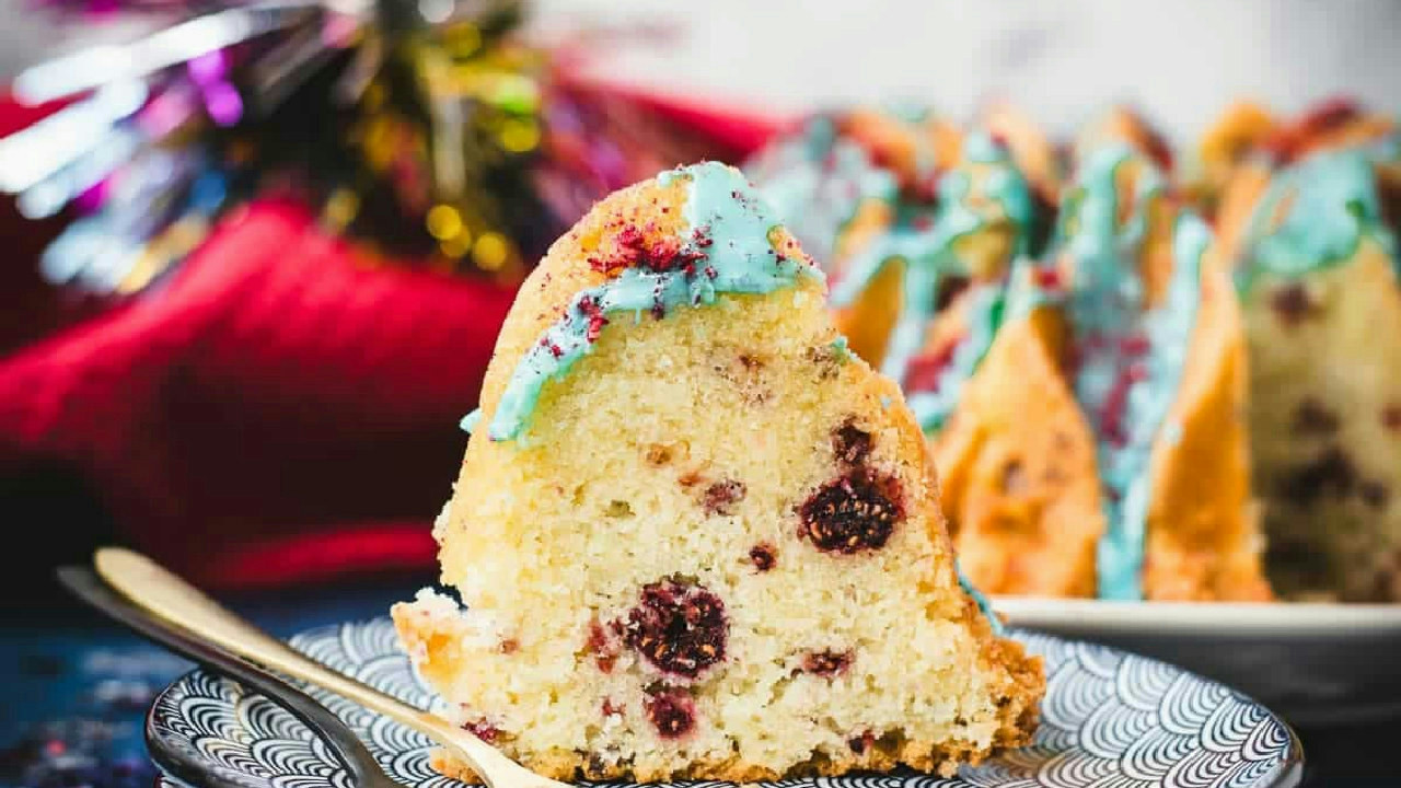 Firecracker Bundt Cake for the 4th of July
