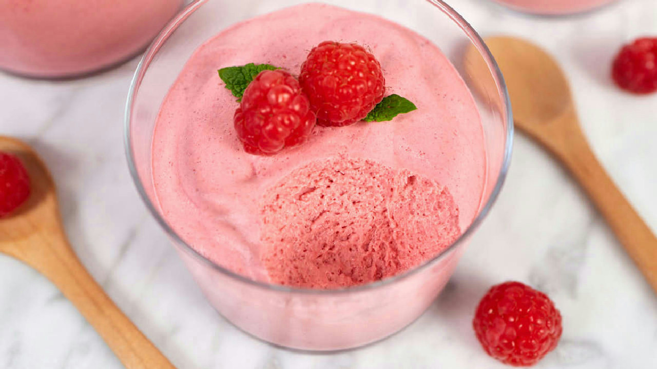 Keto Raspberry Mousse