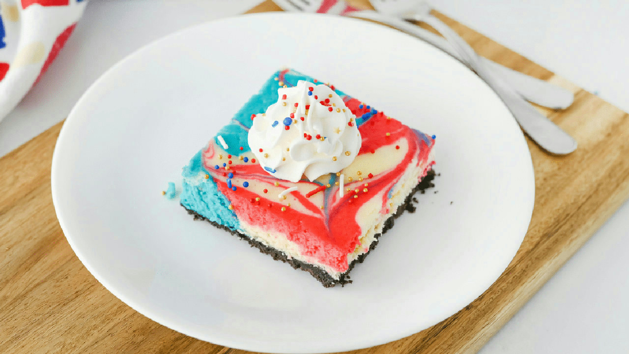 Red, White, and Blue July 4th Cheesecake Bars: A Patriotic Dessert Everyone Will Love