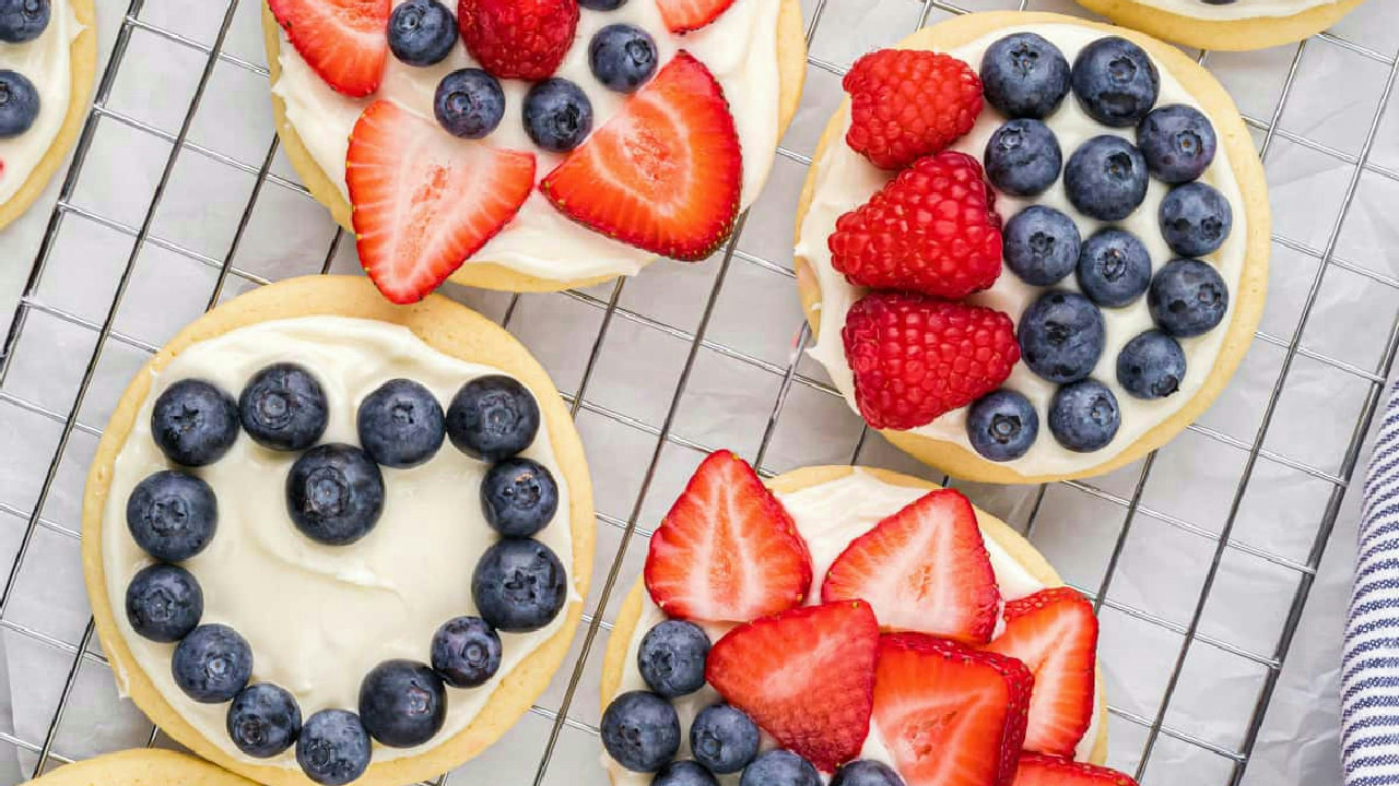 Fruit Pizza Cookies with Berries