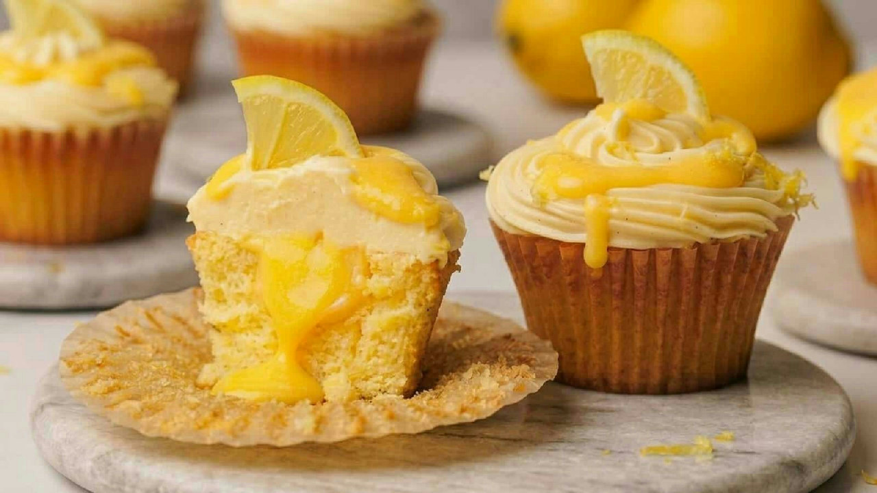 Lemon Cupcakes with a Creamy Surprise Lemon Cupcakes with a Creamy Surprise