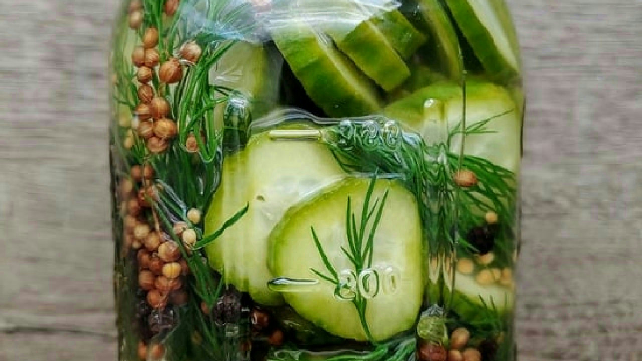 Garlic Dill Pickles