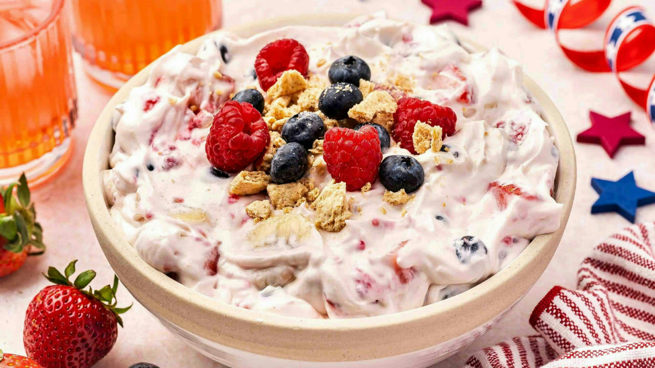 Easy 4th of July Cheesecake Fruit Salad 🇺🇸 (No Marshmallows!)