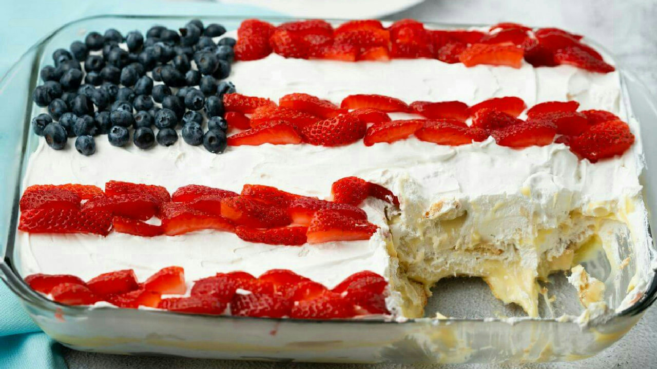 American Flag Banana Pudding