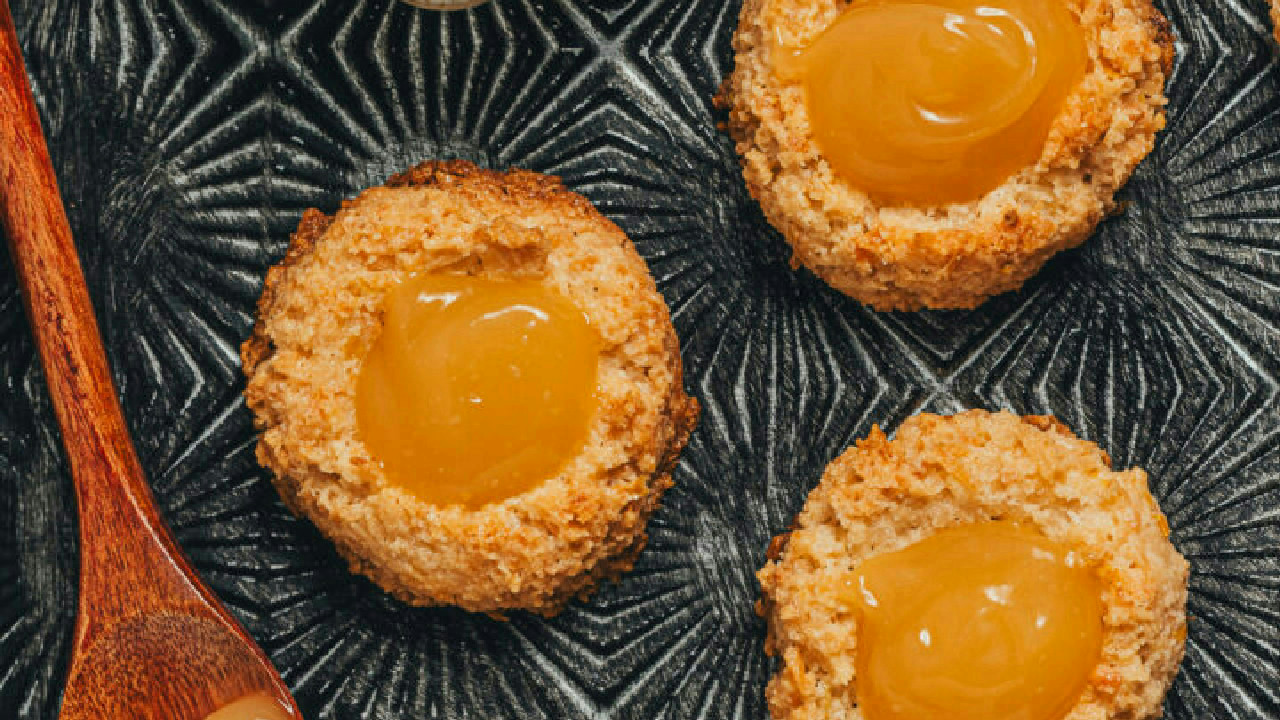 Macaroon Thumbprints with Lemon Curd (gluten free) Macaroon Thumbprints with Lemon Curd (gluten free)