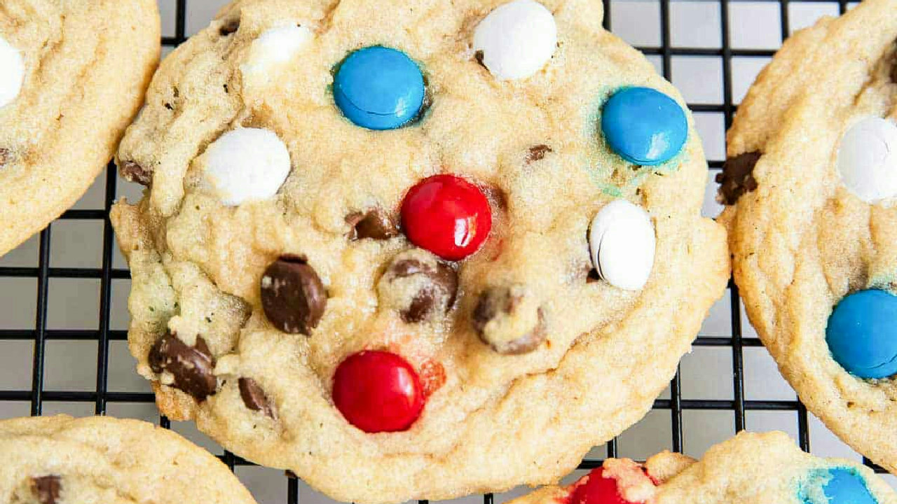 4th of July M&M Cookies