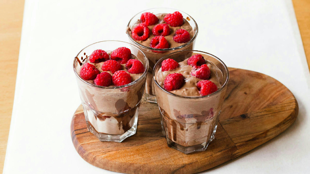 Coconut Chocolate Pudding (Low-Carb & Vegan)