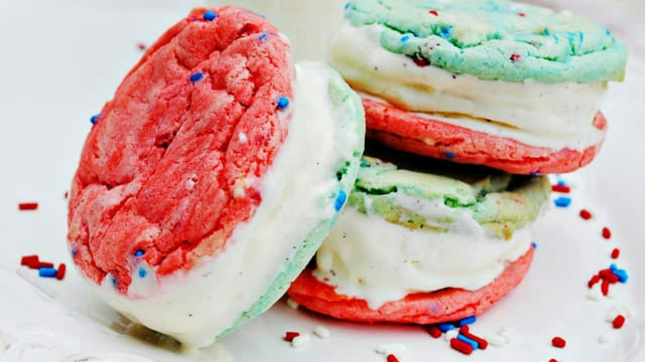 Red, White & Blue Ice Cream Sandwiches: Patriotic Dessert Idea