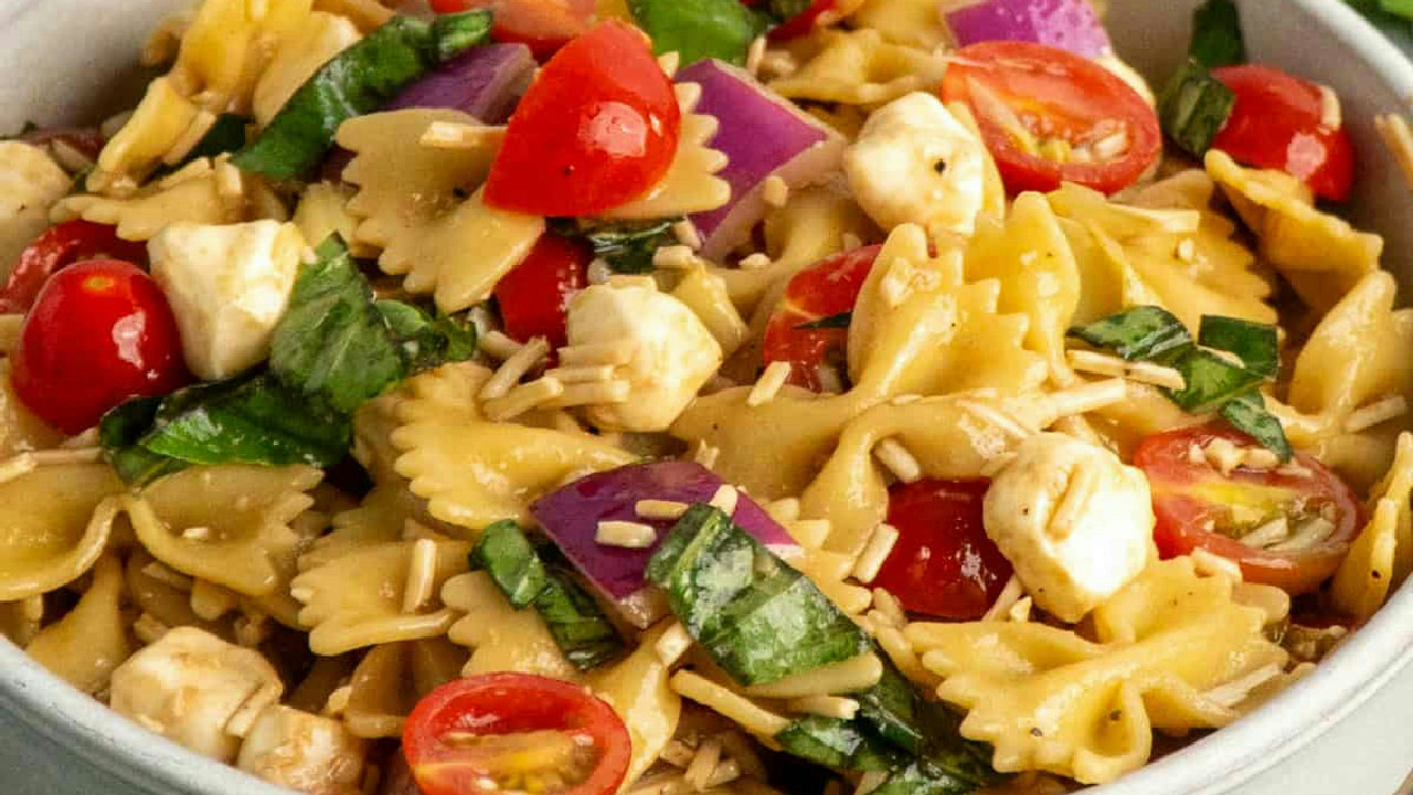 Bruschetta Pasta Salad